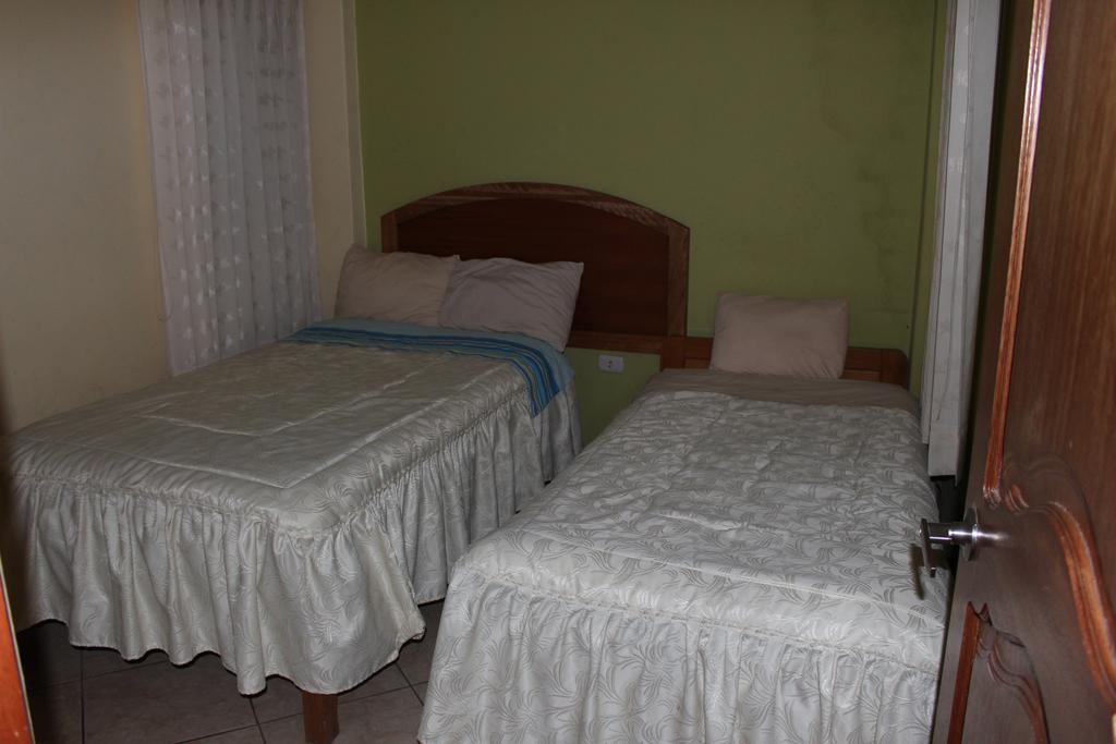 Posada De Percybal Lago Inn Puno Ngoại thất bức ảnh