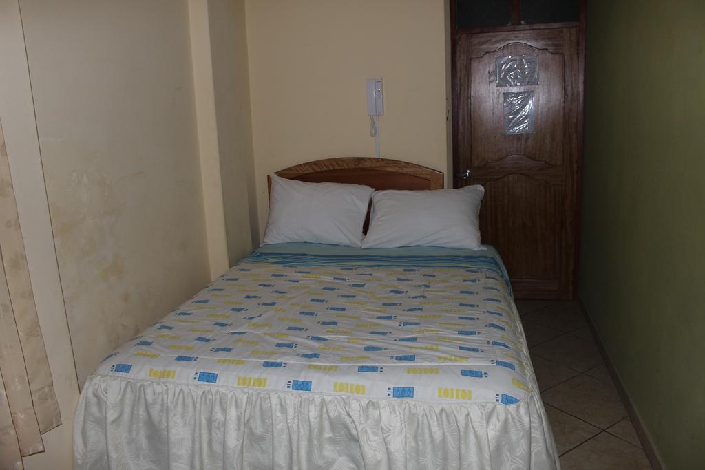 Posada De Percybal Lago Inn Puno Ngoại thất bức ảnh
